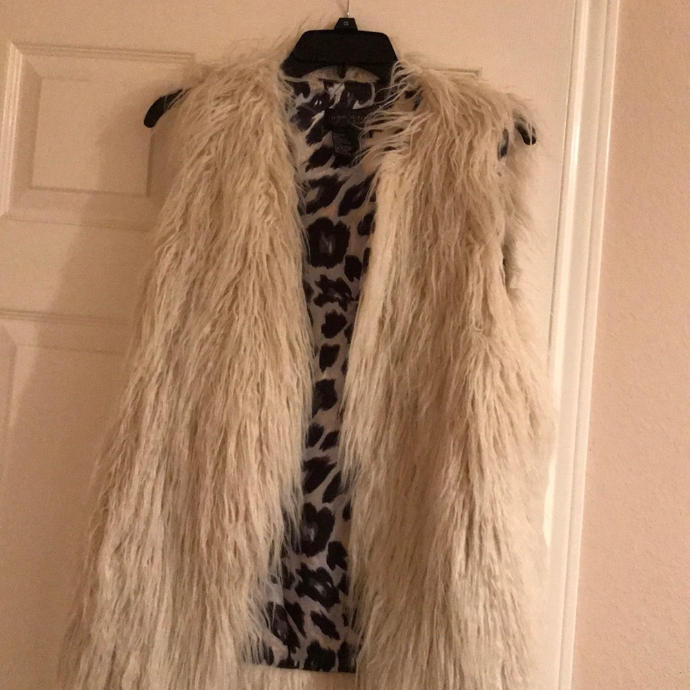 Fur vest!!